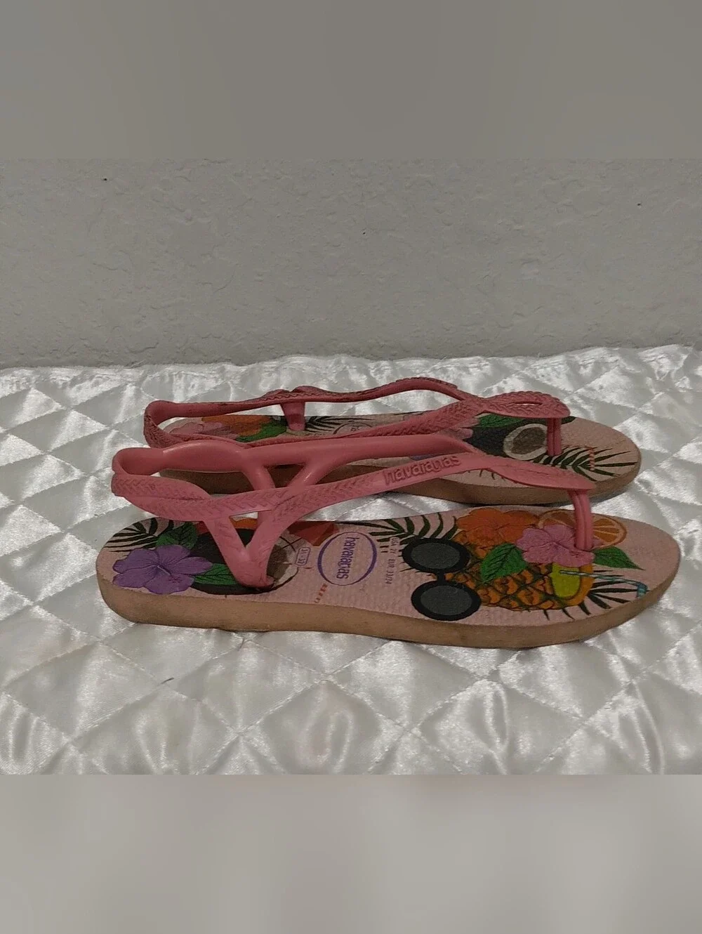 Havaianas Pink Pineapple & Sunglasses Print Flip Flops